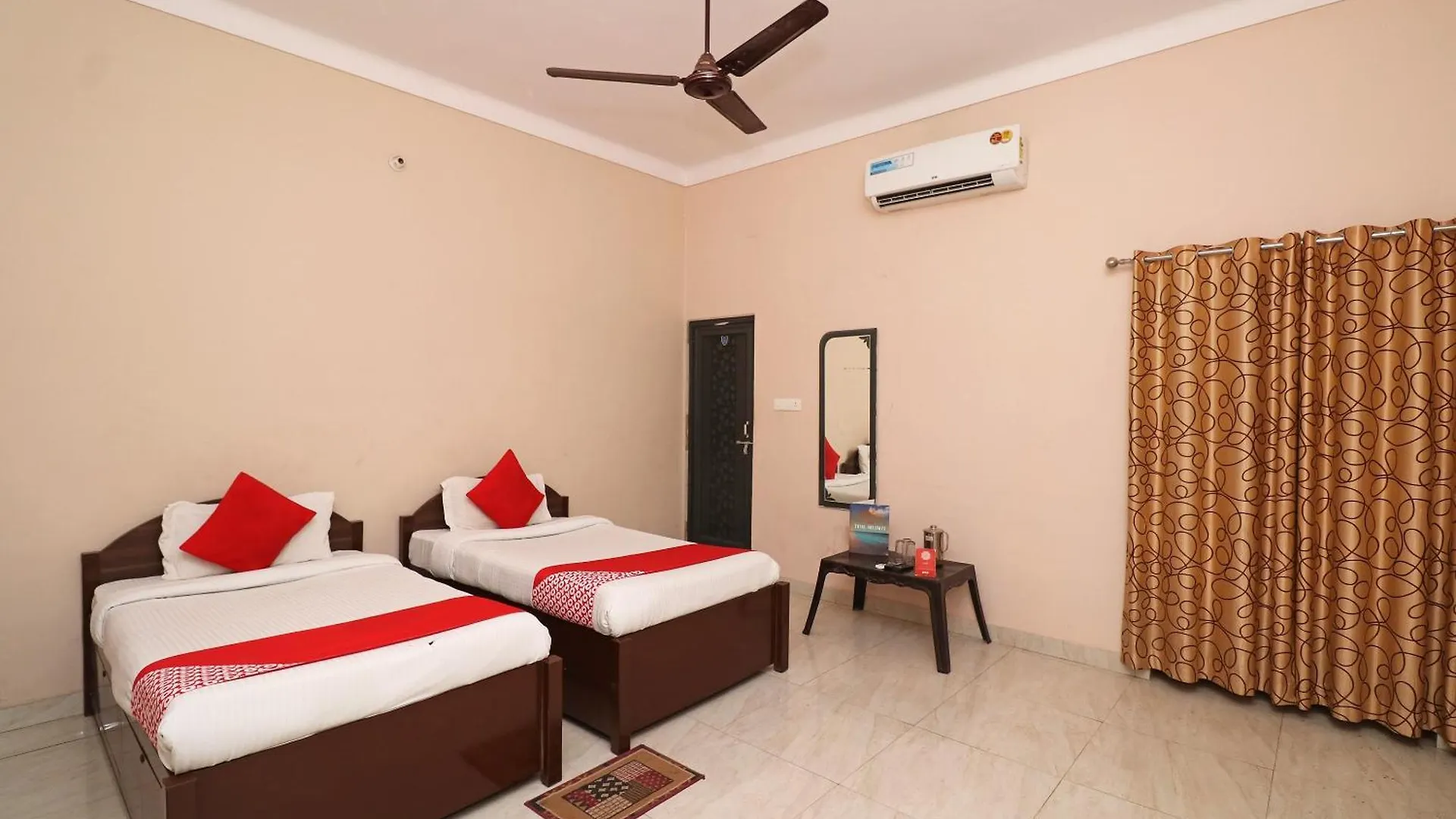 Flagship Chandra Prabha Guest House Varanasi